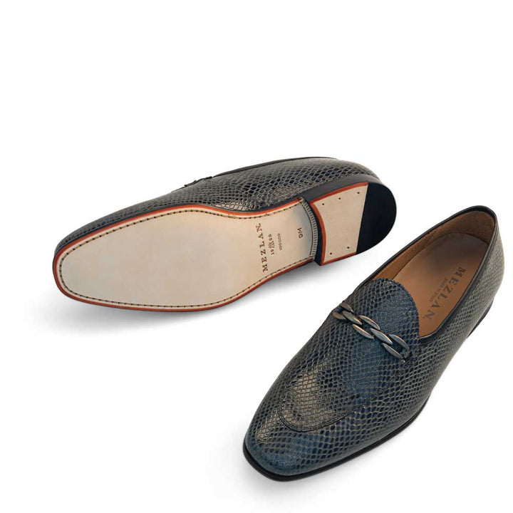 Embossed Ornament Loafer