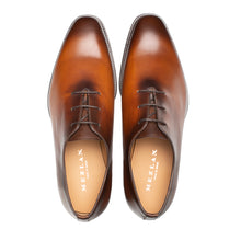 Load image into Gallery viewer, Wholecut Plain Toe Oxford
