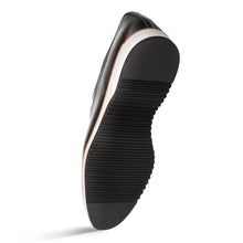 Load image into Gallery viewer, Pista Deer Rubber-Lite Loafer
