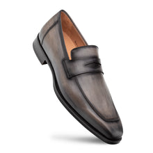 Load image into Gallery viewer, Avenue Rubber Sole Penny Loafer
