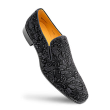 Load image into Gallery viewer, Embossed Suede Slip On
