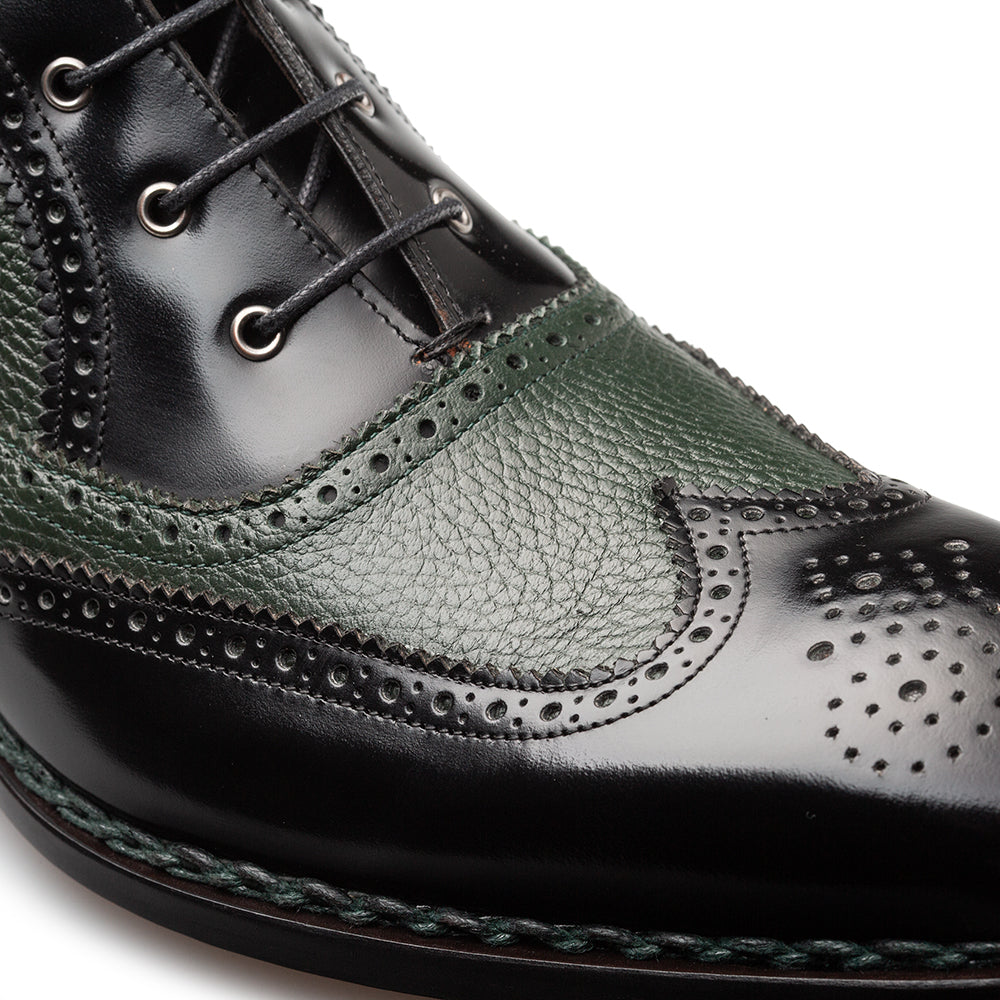 Two-Tone Wing Tip Boot Oxford