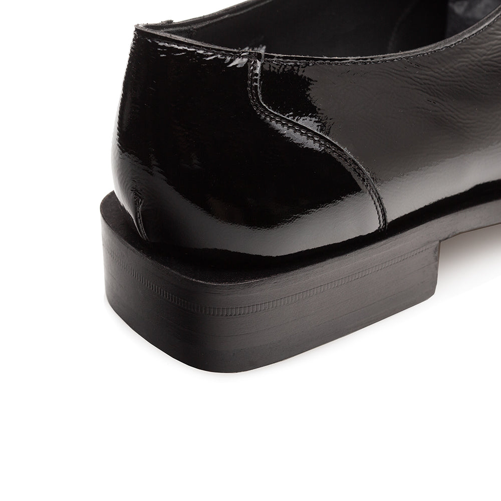 Accola Textured Slip on