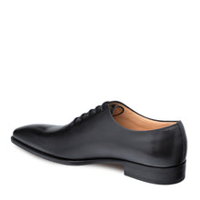 Load image into Gallery viewer, Mezlan Pamplona Shoes in Black
