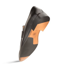 Load image into Gallery viewer, Calfskin Penny Loafer
