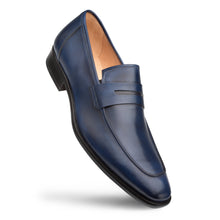 Load image into Gallery viewer, Calfskin Penny Loafer
