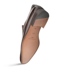 Load image into Gallery viewer, Deerskin/Calfskin Slip On
