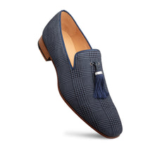 Load image into Gallery viewer, Laser-Print Suede Tassel Pump
