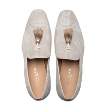 Load image into Gallery viewer, Laser-Print Suede Tassel Pump
